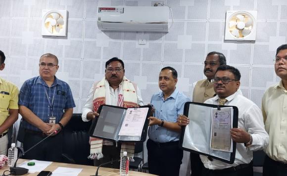Deed signing ceremony between GoA and HOEC , OIL and IOCL
